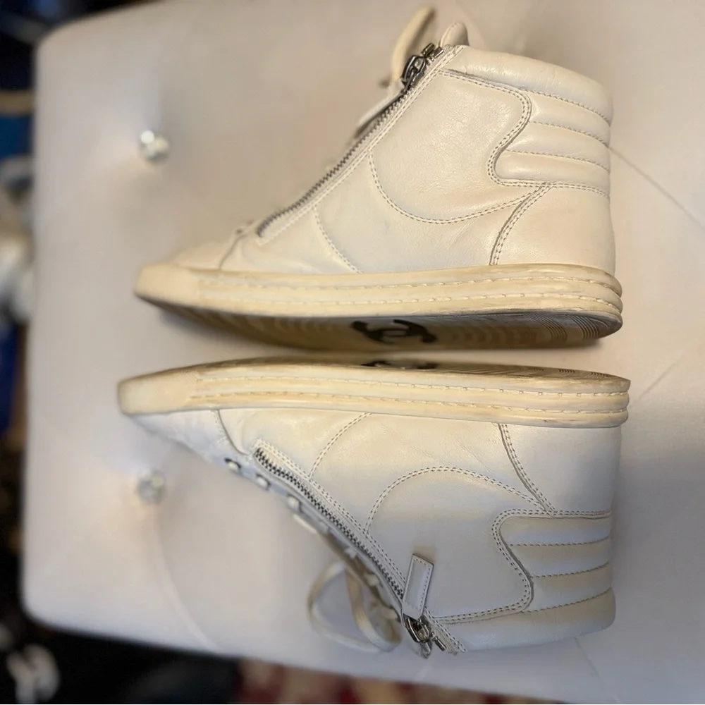 Hot Deal: Chanel White Leather CC High Top Sneakers w/Side Zippers - Picture 8 of 9